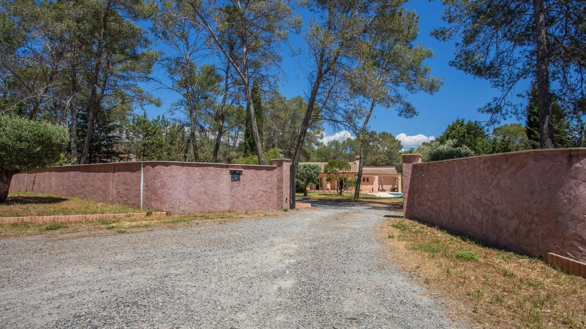 Maison - La Lieutenante Puget-sur Argens 0*,